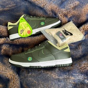 NIB Nike Women’s Dunk Low LX Sequoia Avocado 🥑